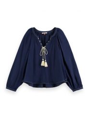 Scotch & Soda Bluzka w kolorze granatowym rozmiar: 38. Niebieskie bluzki damskie Scotch & Soda, s, bez wzorów, z wiskozy, klasyczne, bez kołnierzyka, bez ramiączek. Za 162.49 zł.